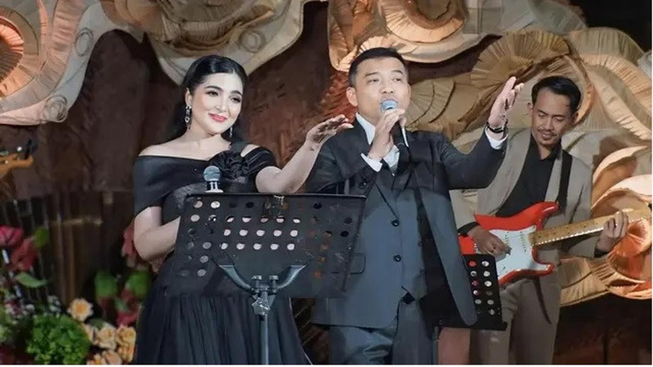 Anang dan Ashanty Menyanyi di Pernikahan Luna Maxime