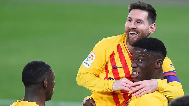 FOTO: Menang 2-0 atas Osasuna, Barcelona Terus Kejar Atletico Madrid - Lionel Messi; Ilaix Moriba