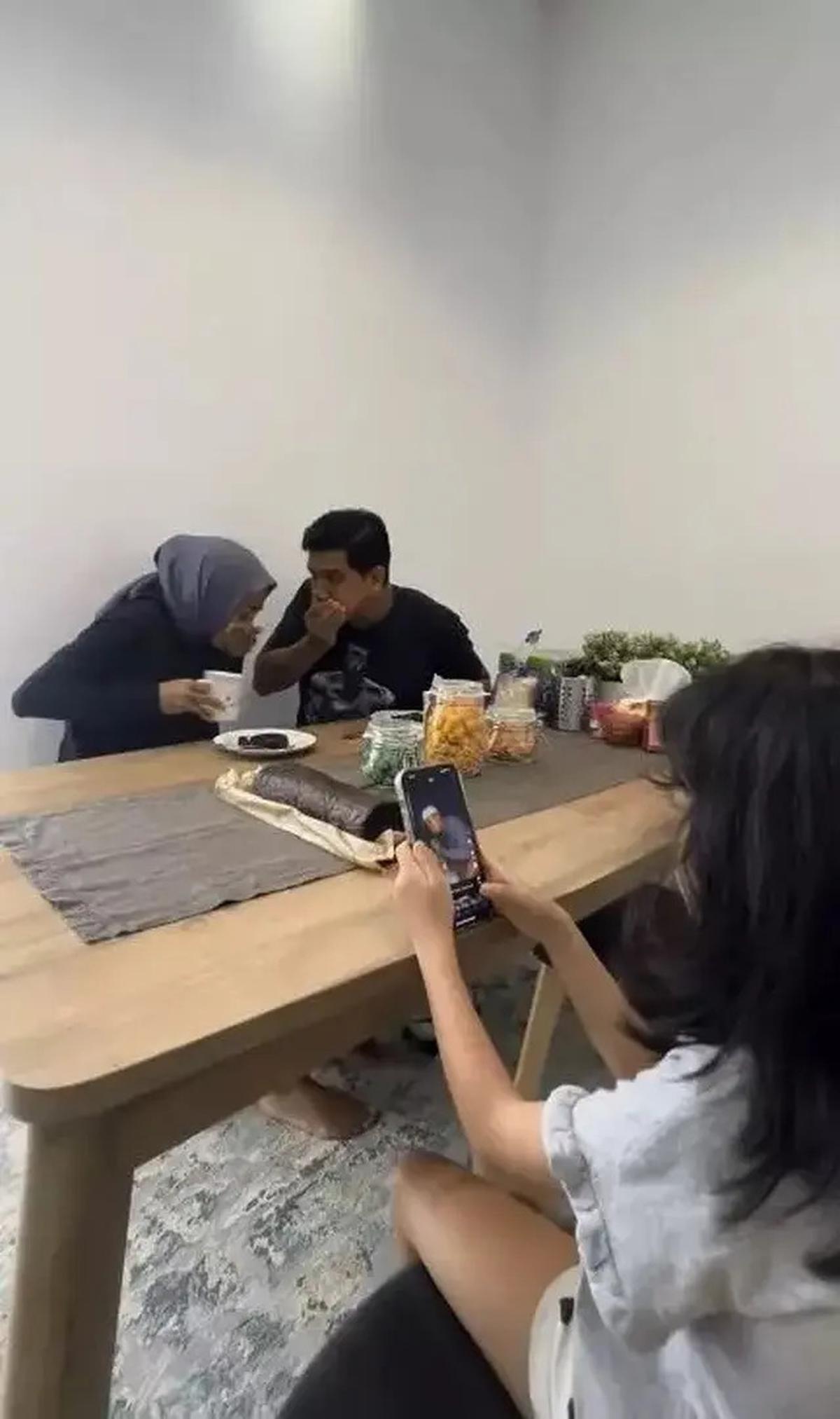 Transformasi Dapur Kayu Minimalis Tantri Kotak, Dari Klasik ke Modern