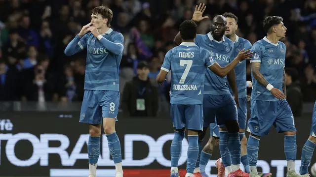 Scott McTominay, Napoli