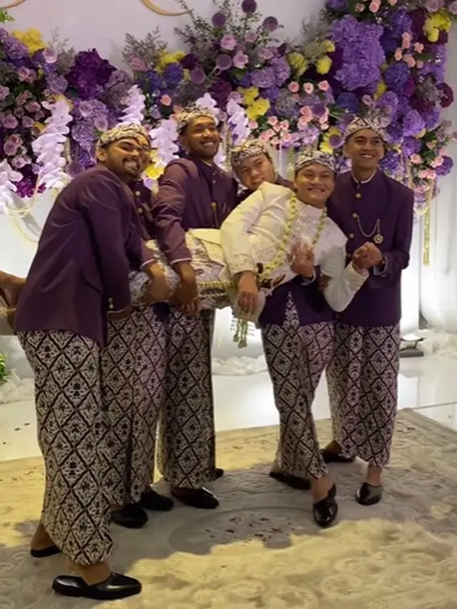 Bridesmaid pernikahan Rizky Febian dan Mahalini (Instagram/thebridestory)