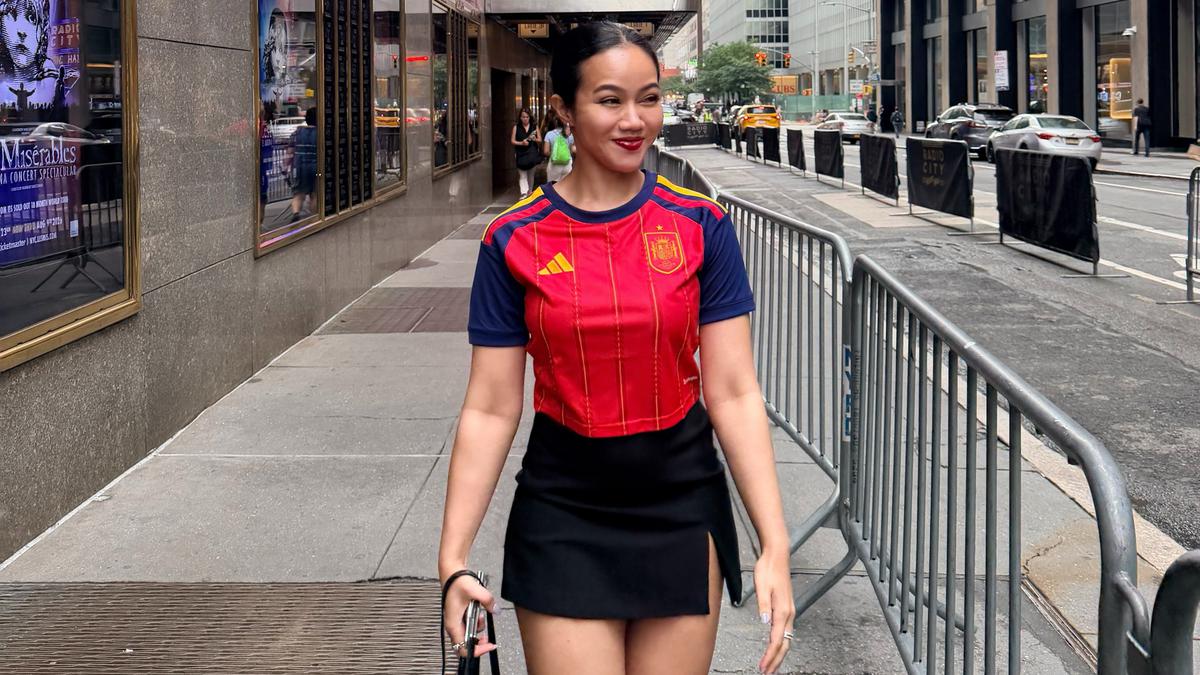 Blokecore, Gaya Suporter Sepak Bola yang Kini Jadi Tren Fashion