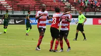 Selebrasi Madura United di Liga 1 2018. (Bola.com/Aditya Wany)