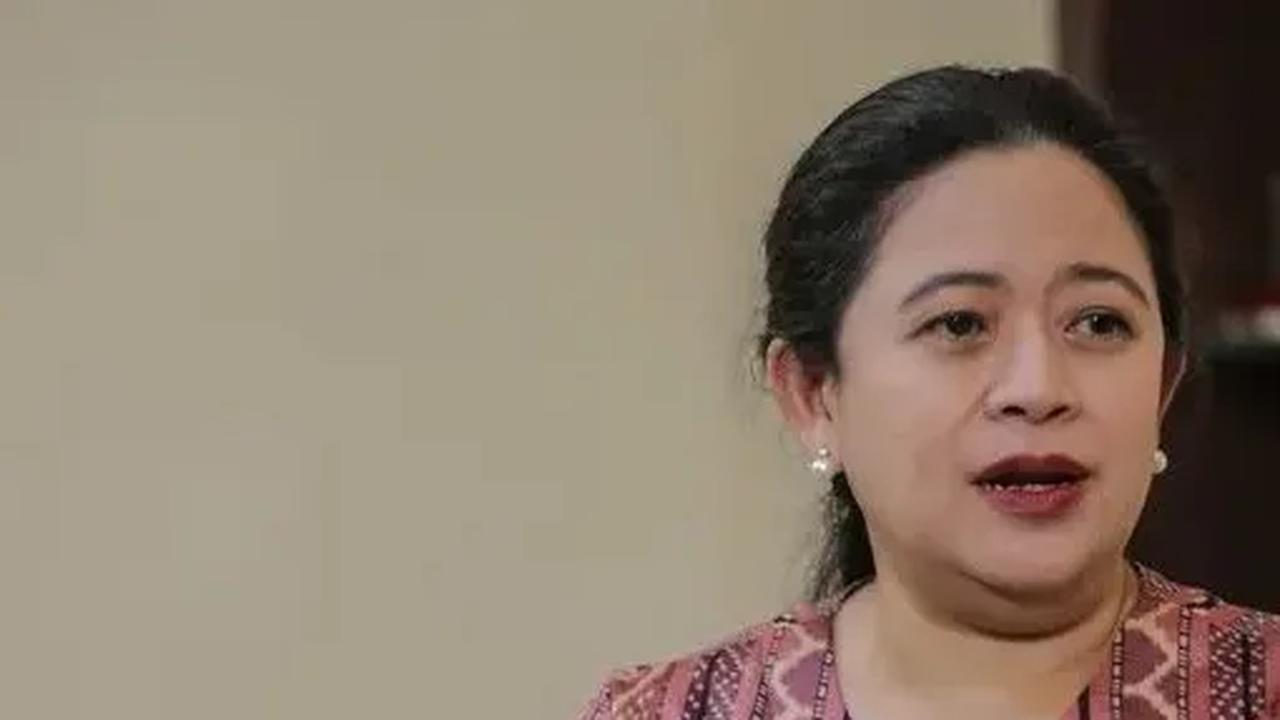 "Nanti saya tanya Mas Gibran mau enggak masuk dari dalam tim pemenangan nasional Pak Ganjar dan Pak Mahfud Md," kata Puan, kepada wartawan, di DPP PDI Perjuangan, Jakarta, Rabu (18/10).&nbsp;<br>