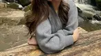 Meski jarang melakukan sesi pemotretan, pemilik nama lengkap Malaikha Dayanara Kridaman ini tetap tampil menawan meski hanya liburan main air di sebuah air terjun atau curug. (Liputan6.com/IG/@malaikha)