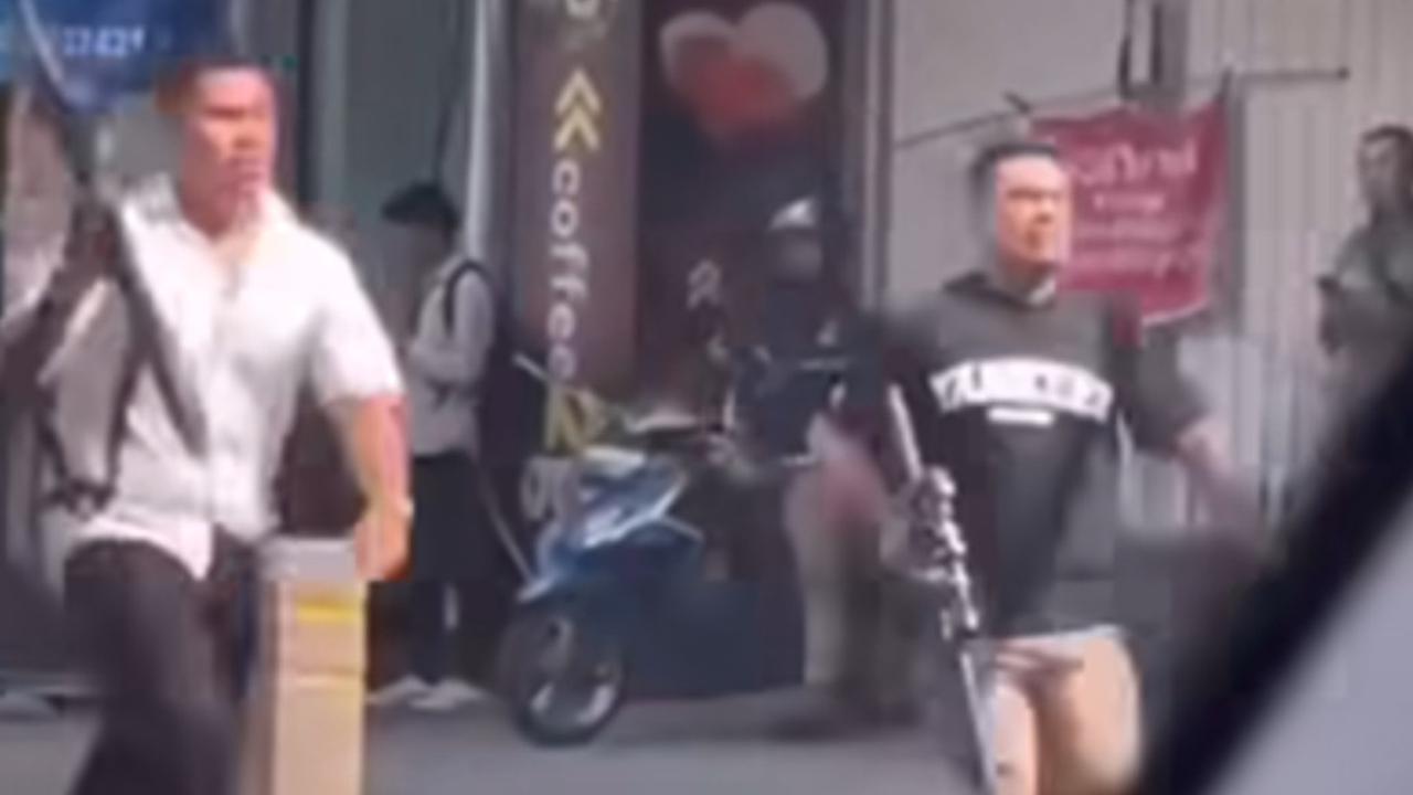Viral Bentrok Antarkelompok di Kemang & Sejumlah Orang Diduga Tenteng Senpi Laras Panjang, Ini kata Polisi
