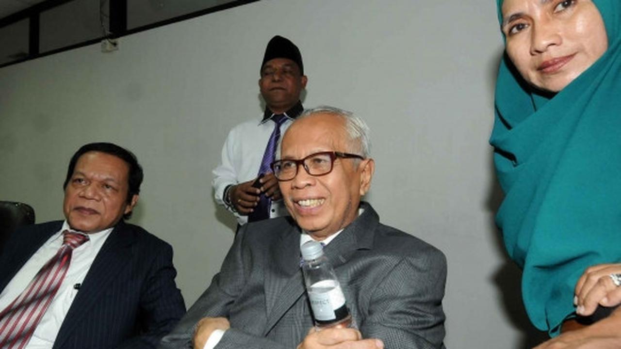 Hakim izinkan OC Kaligis berobat, sidang perdana kembali ditunda