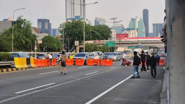 tol dalam kota ditutup pendemo