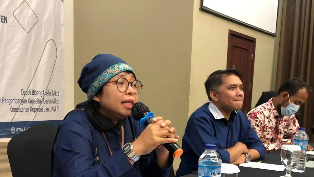 Sekretaris Deputi Bidang Usaha Mikro KemenKopUKM Novieta saat acara Pelatihan Vocational Bagi Usaha Mikro di Sektor Fesyen di Kota Tangerang, Senin (24/10)