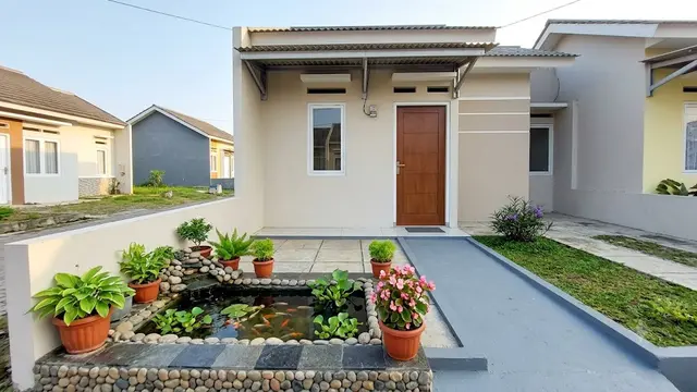 Contoh Kolam Ikan di Rumah Tipe 21