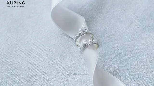 Perhiasan anti iritasi dan anti alergi