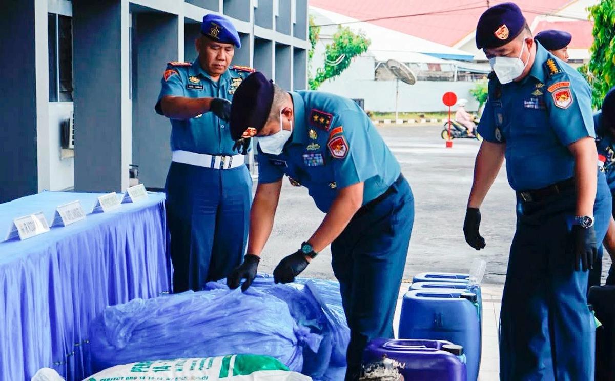 FOTO: TNI AL Gagalkan Penyelundupan Barang Ilegal dari Filipina di Perairan Sulawesi Utara