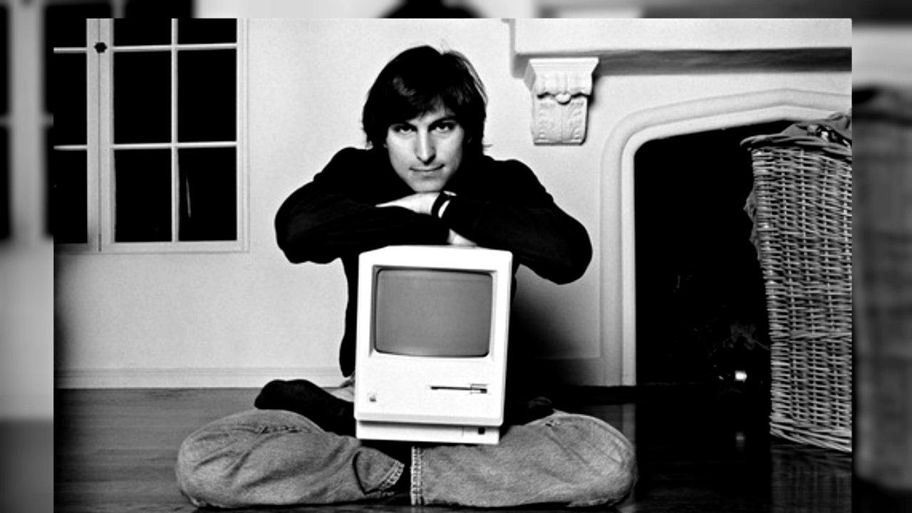 1-4-1976: Steve Jobs Ciptakan Komputer Pertamanya 'Apple I'