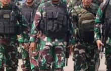 Pangkostrad Letjen TNI Saleh Tenteng Senjata Tembus Zona Hitam Papua, Dikawal Ketat Pasukan