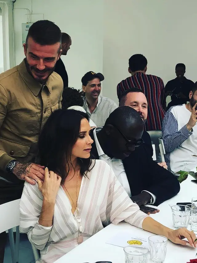 [Bintang] Victoria Beckham - David Beckham