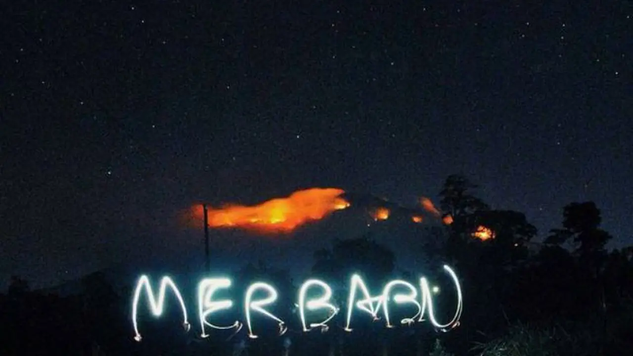 Merbabu Terbakar, Tagar #PrayForMerbabu Ramaikan Jagat Twitter