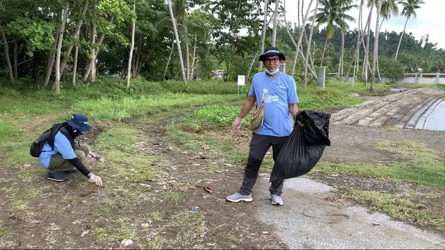 Aksi Bersih Sampah dan Isu Global di Geopark Raja Ampat