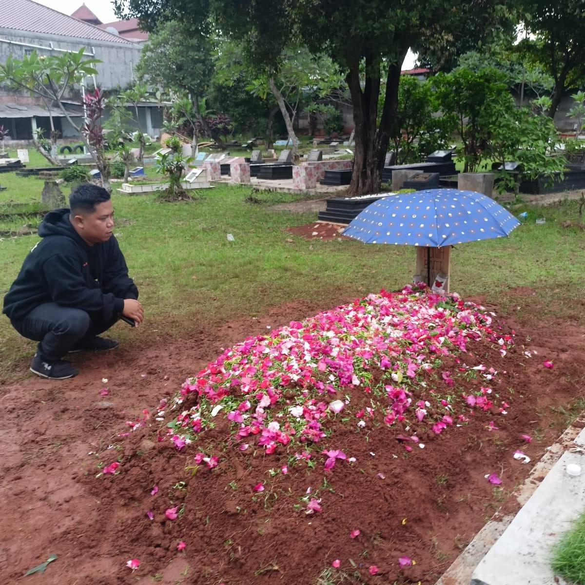 Nenek Penjual Nasi Uduk Meninggal Usai Mengantre Gas di Pamulang