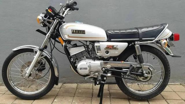 15 Potret Modifikasi RX King, dari Yang Simple sampai Hedon!