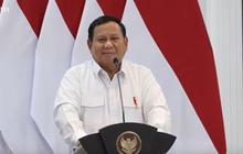 Canda Hangat Prabowo Halus Minta Wartawan Keluar, Singgung Perbedaan Zaman Jokowi depan Gibran di Istana