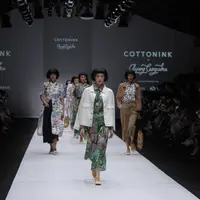Koleksi busana desainer lokal di JFW 2020. (Foto: Fimela/ Daniel Kampua)