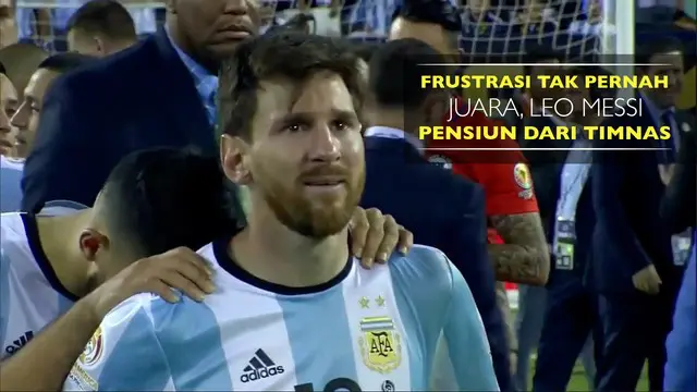 Lionel Messi memutuskan untuk pensiun dari Timnas Argentina setelah gagal mempersembahkan juara untuk Albiceleste.