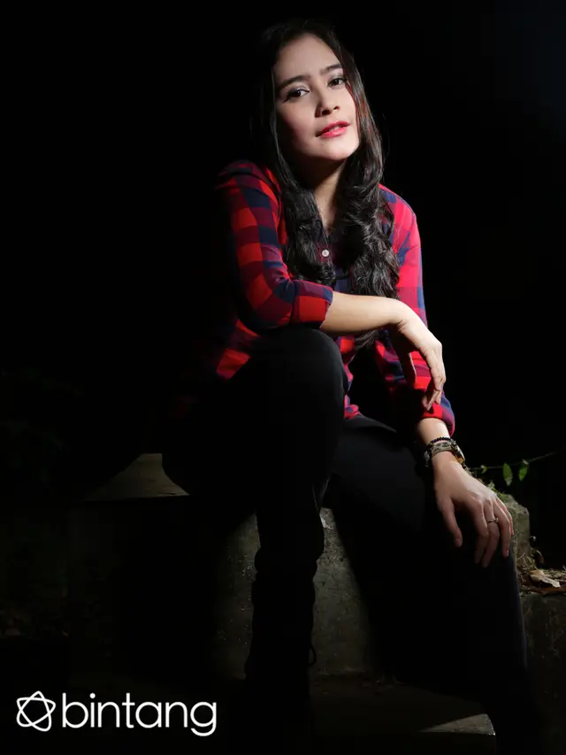 [Bintang] Prilly Latuconsina