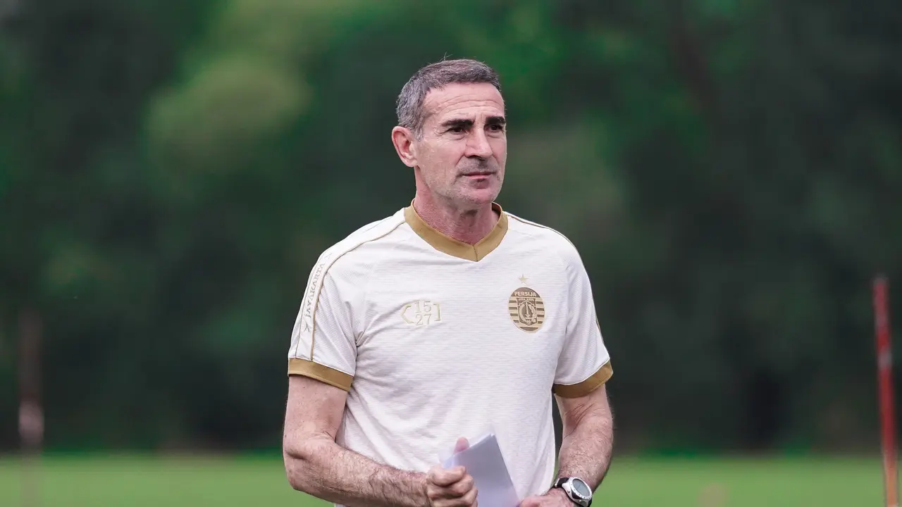 Pelatih Persija, Angelo Alessio.
