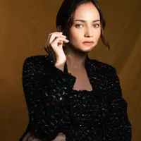 Seperti inilah hasil pemotretan terbaru Enzy Storia yang diunggah sang fotografer [instagram/winstogomez]