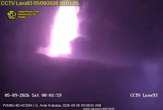 Aktivitas vulkanik Gunung Anak Krakatau di perairan Selat Sunda kembali meningkat. (Liputan6.com/Istimewa).