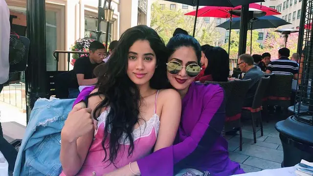Sridevi dan anaknya, Janhvi Kapoor (Instagram/ sridevi.kapoor)