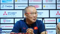 Park Hang-seo dalam sesi konferensi pers jelang laga final leg kedua Piala AFF 2022. (Dok. AFF Mitsubishi Electric Cup 2022)