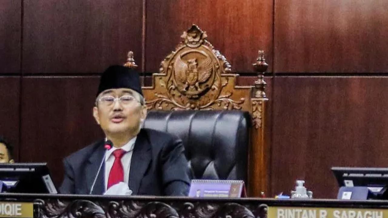 VIDEO: Putusan MKMK, Kasus Hakim Arief Hidayat Dijatuhkan Sanksi Teguran Tertulis & Lisan