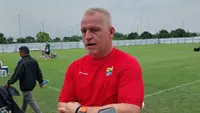 Pelatih kiper Persib Bandung, Mario Jozic. (Bola.com/Erwin Snaz)