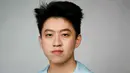 <p>Rich Brian berpose untuk mempromosikan film Jamojaya saat Sundance Film Festival 2023 di Latinx House, Park City, Utah, Amerika Serikat, 22 Januari 2023. Jamojaya menjadi produk kesepakatan TV dan film pertama 88rising dengan Sony Pictures. (Photo by Taylor Jewell/Invision/AP)</p>