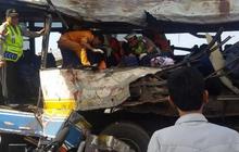 Bus Rukun Sayur tabrak pembatas di Tol Palikanci, lalu lintas macet
