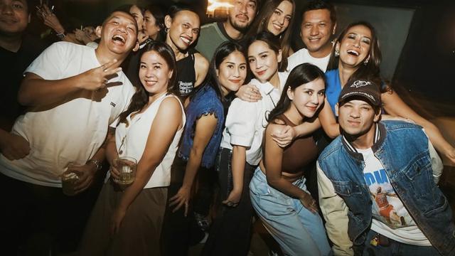 Potret Nia Ramadhani dan Gita Janu, sumber Instagram: @ramadhaniabakrie