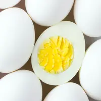 Penasaran bagaimana proses telur yang awalnya cair ketika direbus bisa menjadi padat? (Foto: Unsplash.com/@mustafabashari)