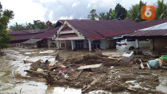 Banjir Bandang di Kecamatan Masamba, Luwu Utara (Fauzan)
