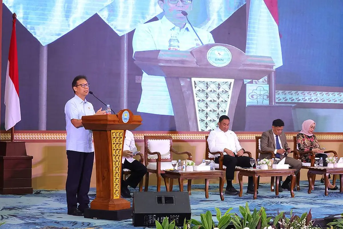 Menkes Budi mengungkapkan penggunaan rokok elektrik membuka celah penyalahgunaan narkotika terutama pada anak dan remaja. (Foto: Dok Kemenkes)