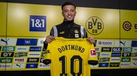Jadon Sancho menjadi pemain terbaru yang kembali memperkuat Borussia Dortmund setelah sebelumnya meninggalkannya. Borussia Dortmund sempat melepasnya pada awal musim 2021/2022 ke Manchester United setelah empat musim membela Dortmund. Setelah tiga setengah musim membela MU dengan hasil yang di luar ekspektasi, ia kembali berseragam Borussia Dortmund pada tengah musim 2023/2024 dengan status pinjaman hingga akhir musim. (bvb.de)