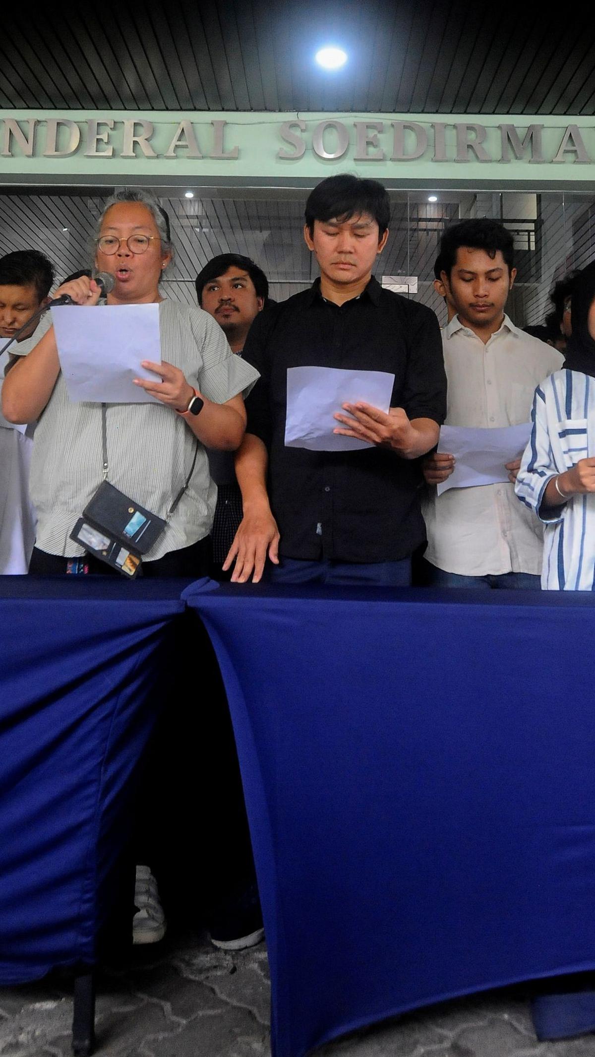 Seruan tersebut diumumkan di Kampus UPN Veteran, Pondok Labu, Jakarta Selatan, Selasa (6/2/2024). Foto merdeka.com / Arie Basuki