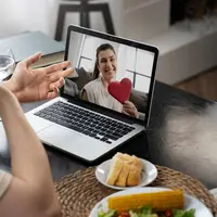 Kencan pasangan LDR (Foto: Pexels.com)