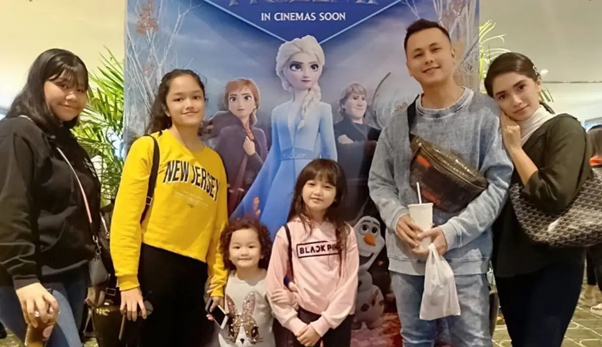 Ussy Sulistiawaty dan Andhika Pratama (Instagram/ussypratama)