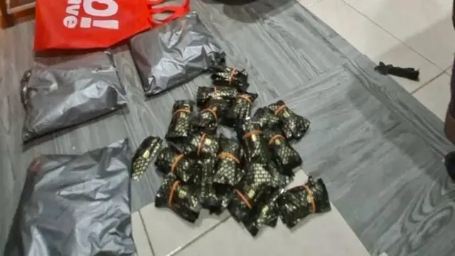 Bawa Ratusan Vape Etomidate, 2 Pria Ditangkap di Tanah Abang
