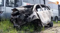 FOTO: Bangkai Avanza Hangus