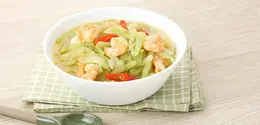 Resep Tumis Labu Siam dan Jamur Tiram Udang Gurih Praktis untuk Menu Sehari-hari./Copyright depositphotos.com/tyasindayanti
