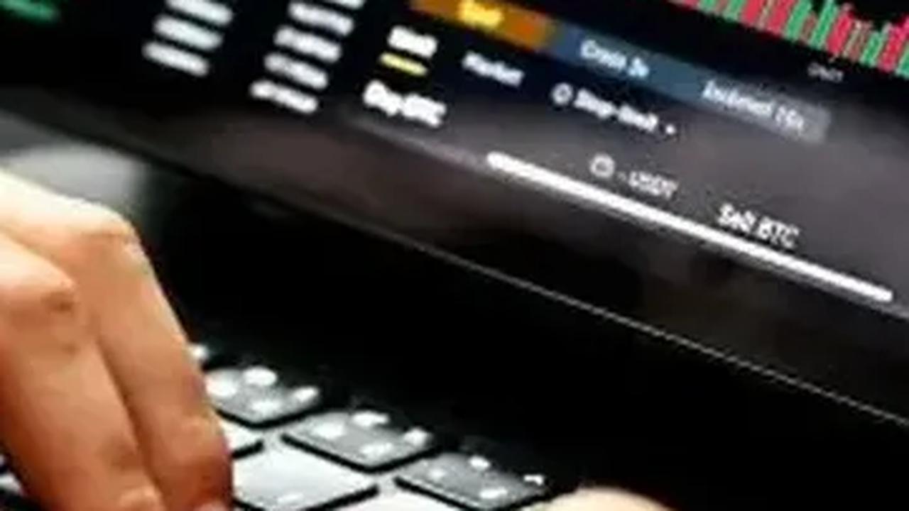 Ketua OJK Bahas Digital Transformasi: Keberkahan atau Kutukan?