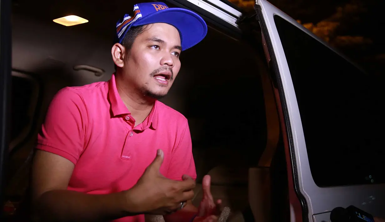 "Deddy bisa diluluhkan oleh Chika. Setuju aja. Ya mudah-mudahan enggak saling menyakiti," ucap Indra Bekti. (Deki Prayoga/Bintang.com)