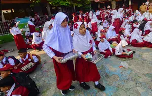 DPR Minta BGN Bereskan Persoalan Dapur MBG sebelum Libatkan Kantin